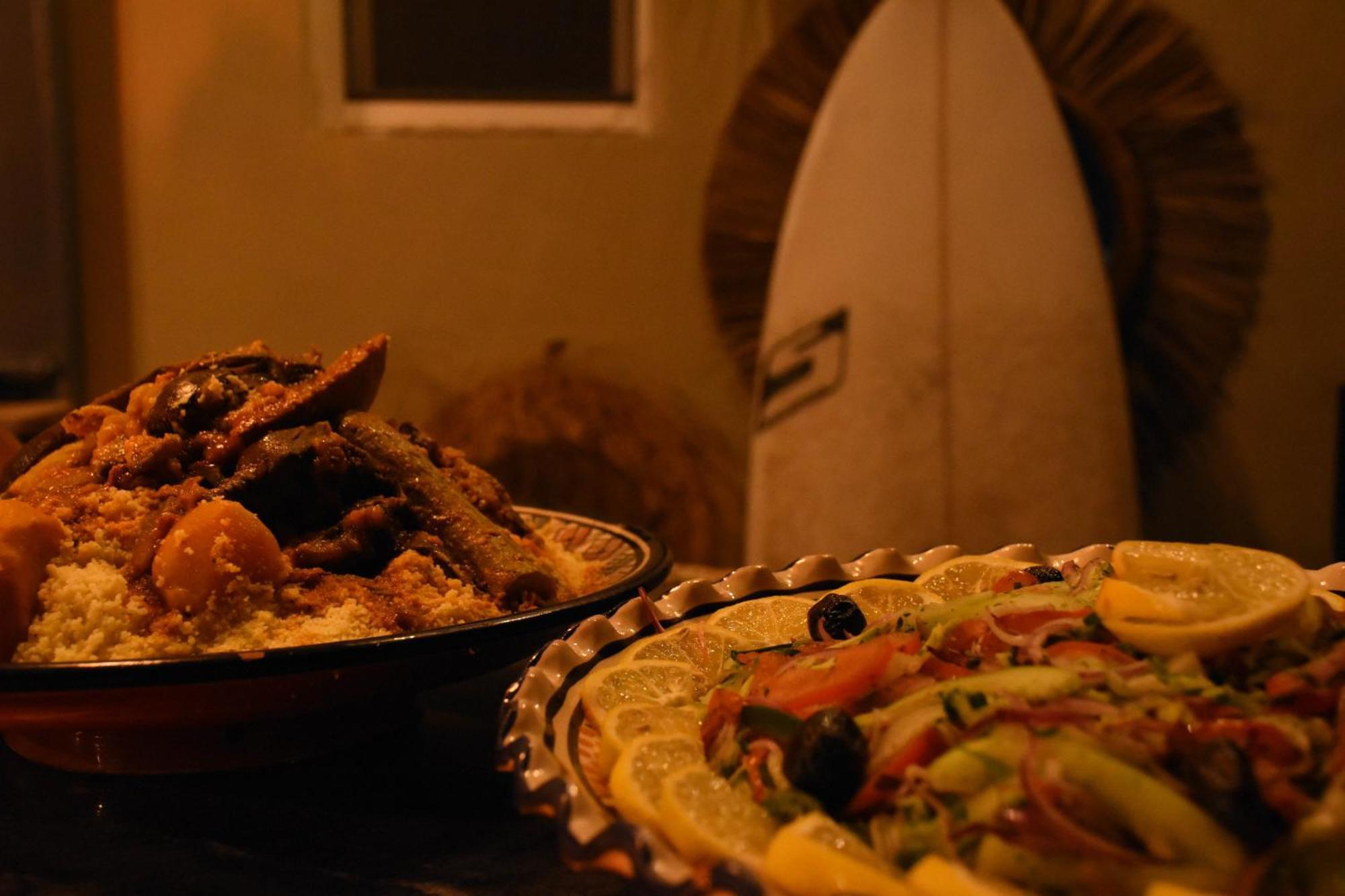 Playa Del Sol Surf House Hostel Tamraght Ngoại thất bức ảnh
